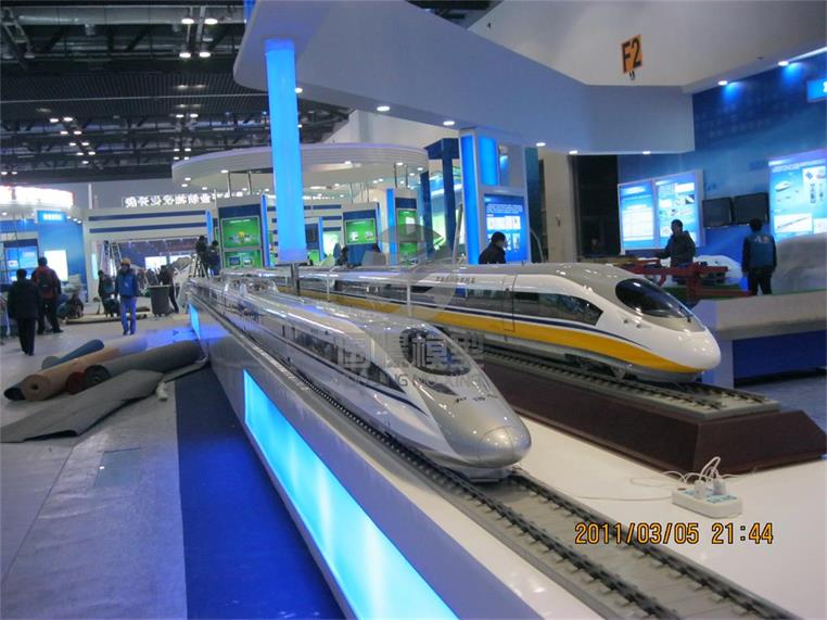 曲阳县车展车模